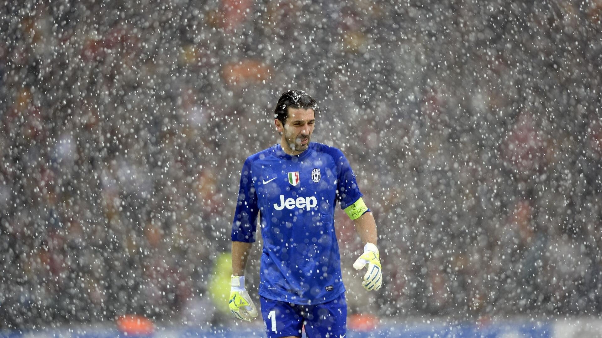 维拉控制比赛节奏减少不必要犯规,维拉主q